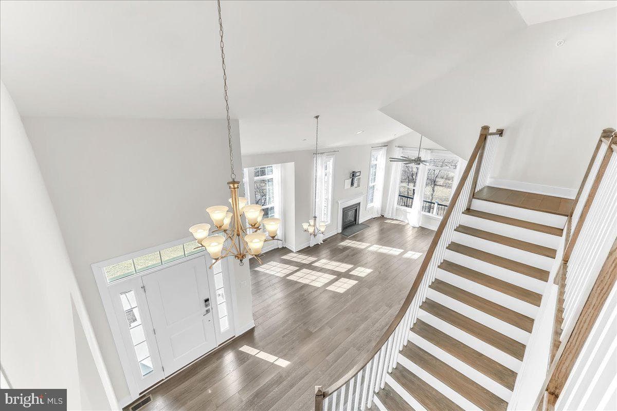 466 Reid Way photo 27