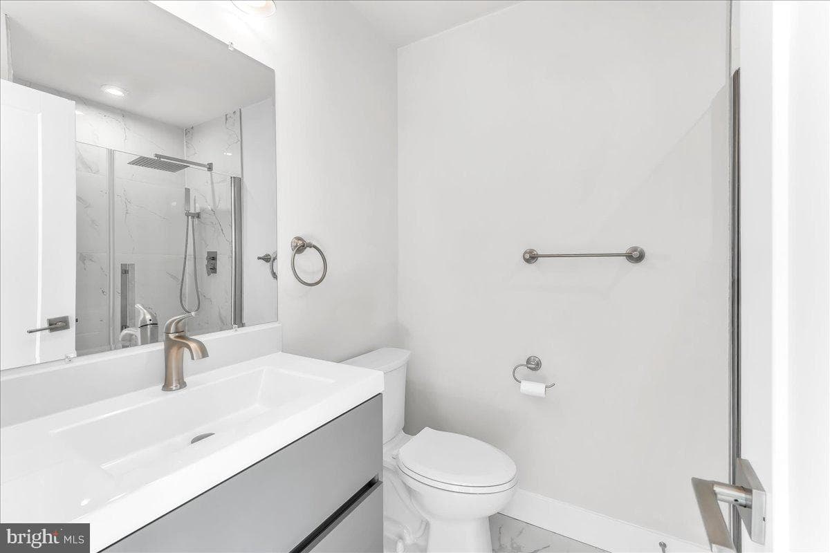 466 Reid Way photo 35