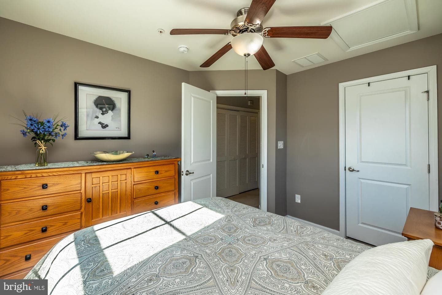 1841 Honeysuckle Court photo 28