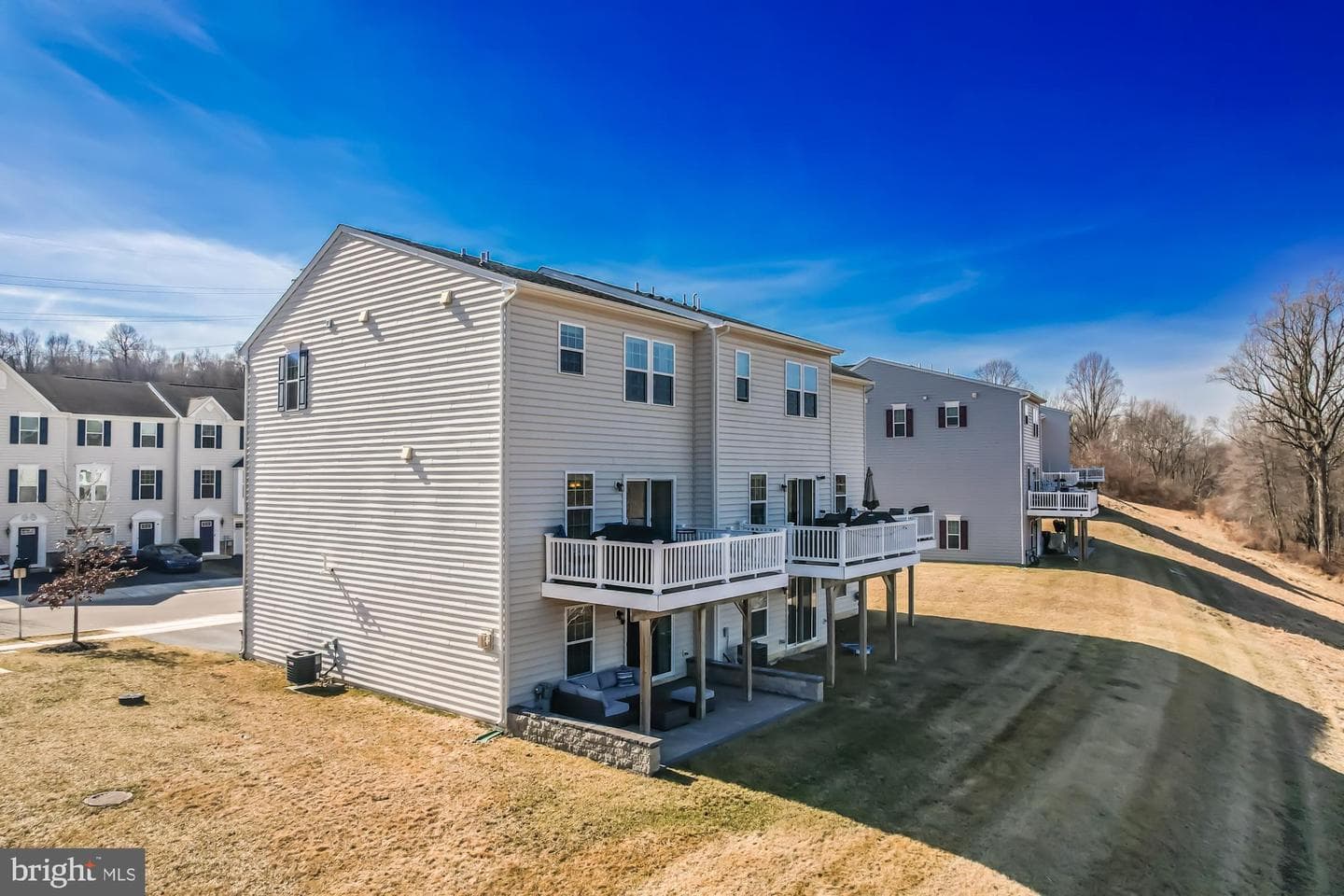1841 Honeysuckle Court photo 41