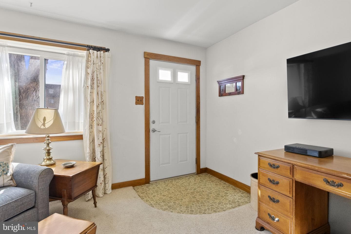 301 Valley Drive photo 3