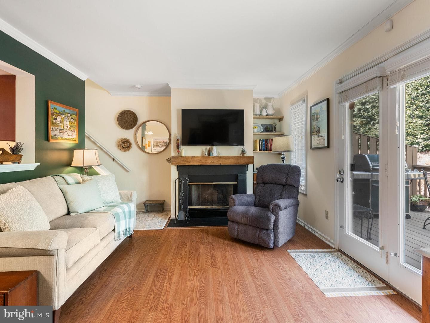 81 E Thomas Court photo 8
