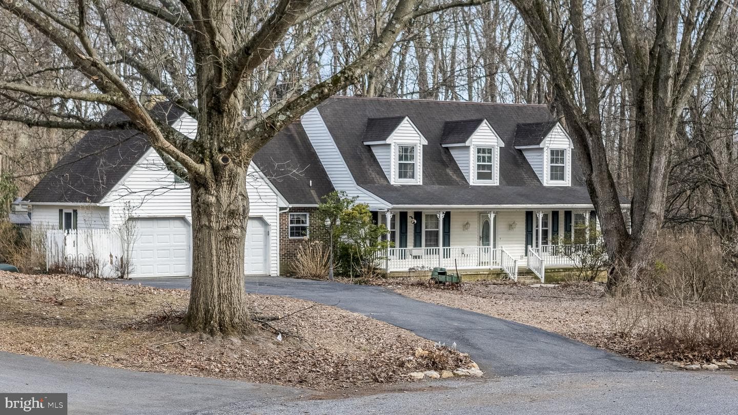 701 Great Oak Lane photo 1