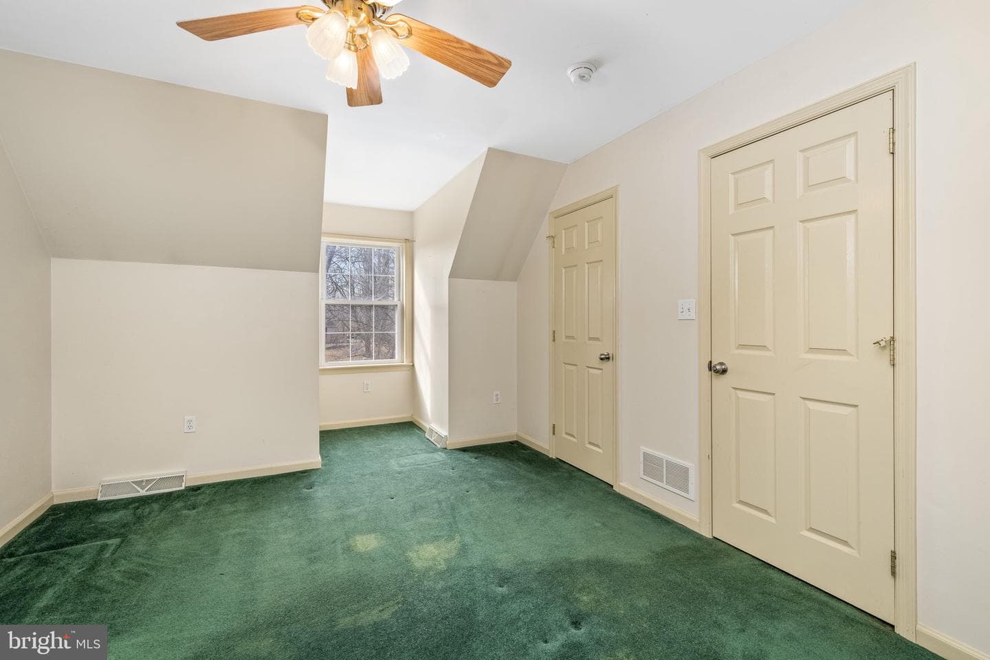 701 Great Oak Lane photo 20