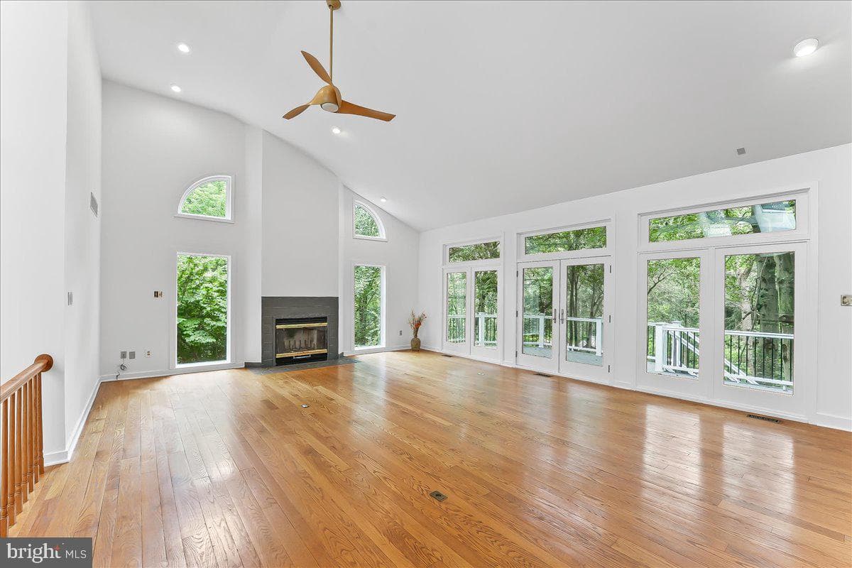 8 Briarwood Court photo 16
