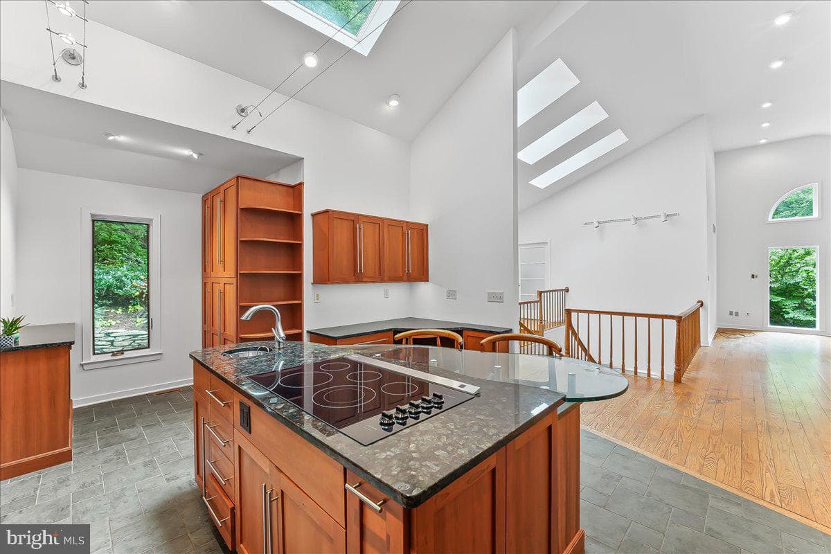 8 Briarwood Court photo 22