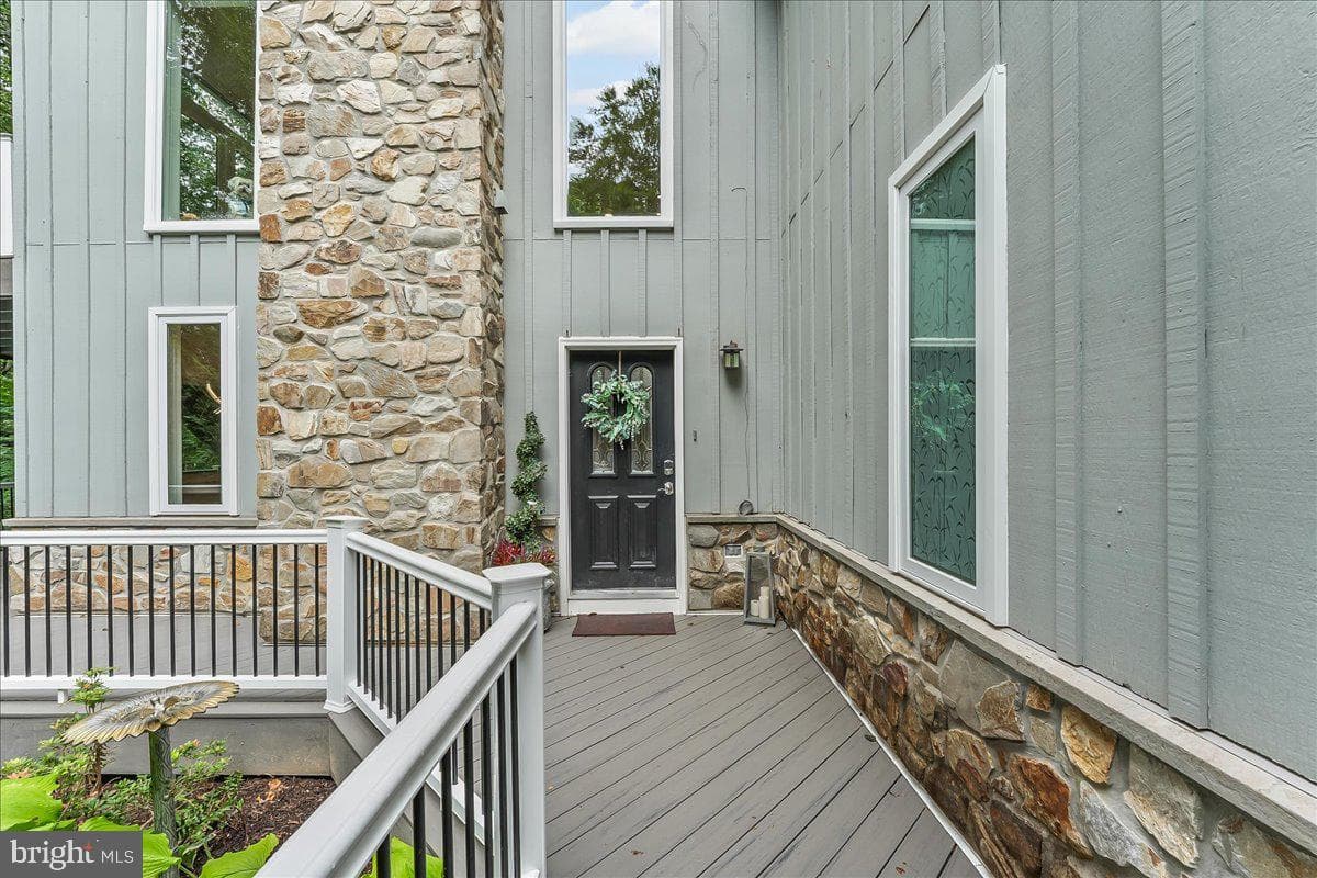 8 Briarwood Court photo 4