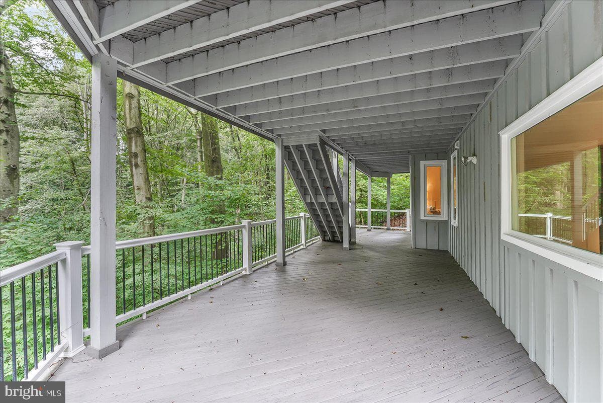 8 Briarwood Court photo 5