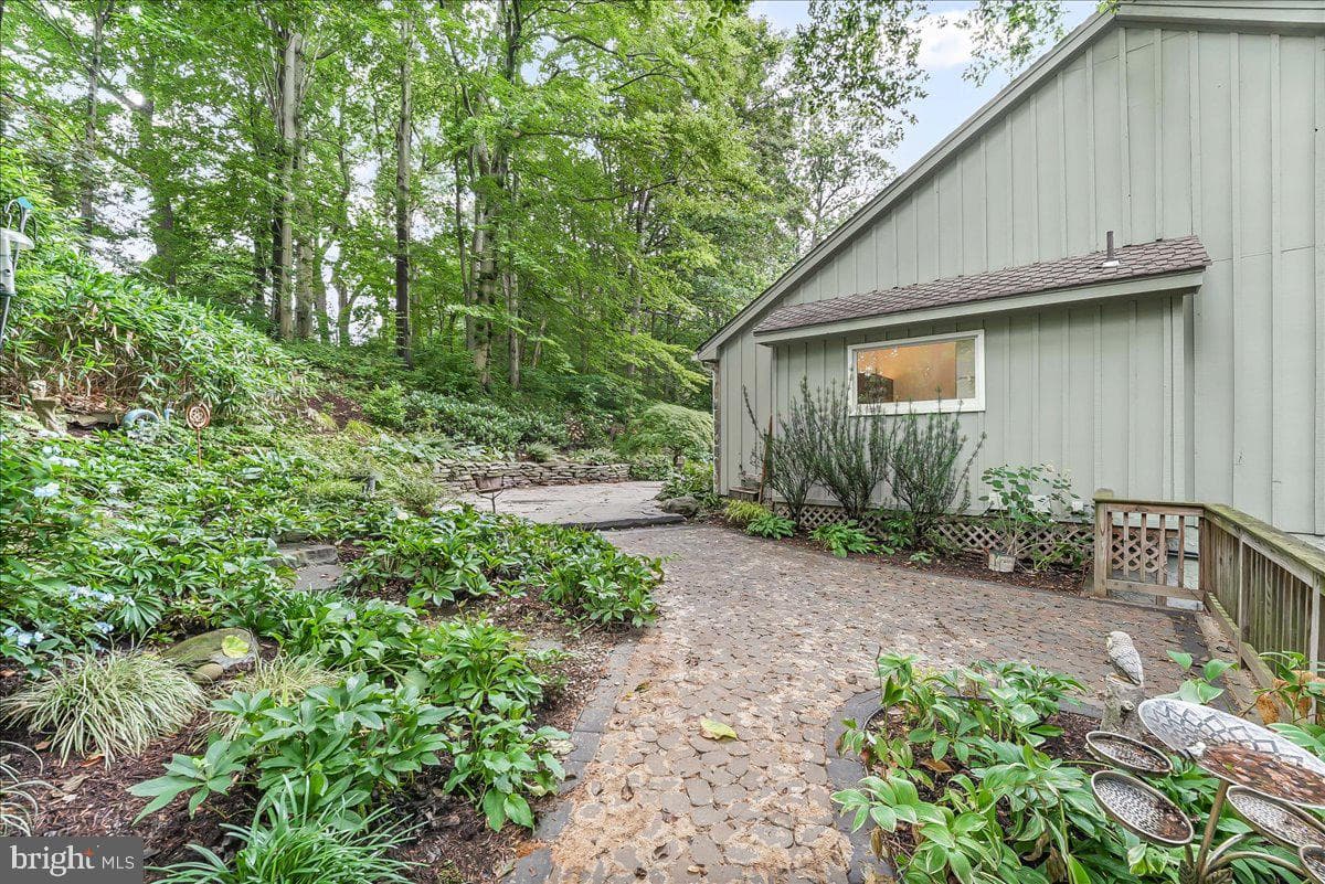 8 Briarwood Court photo 9