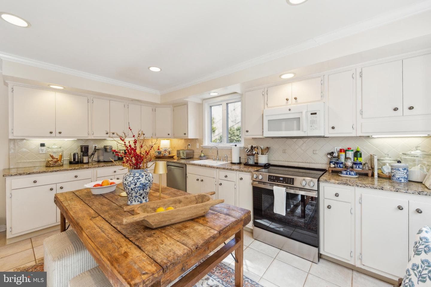 18 Fox Chase Road photo 17