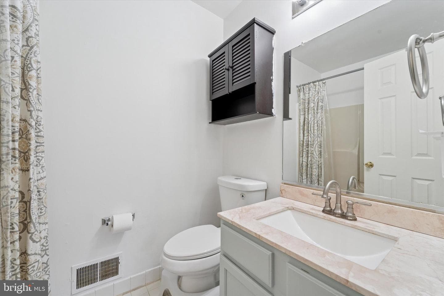 810 Amber Lane photo 21