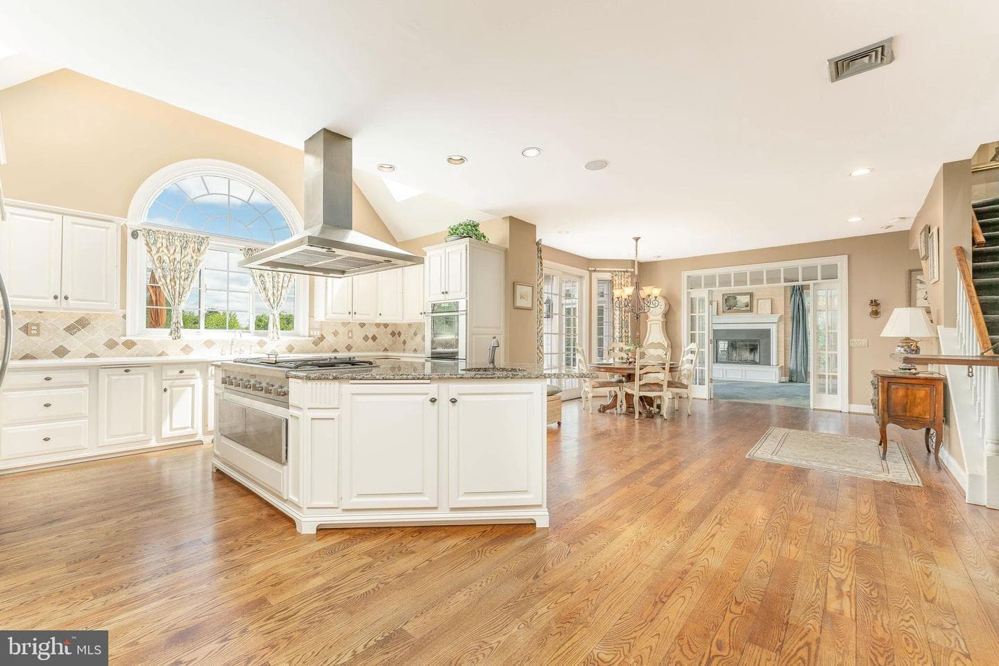 895 Bainbridge Drive photo 23