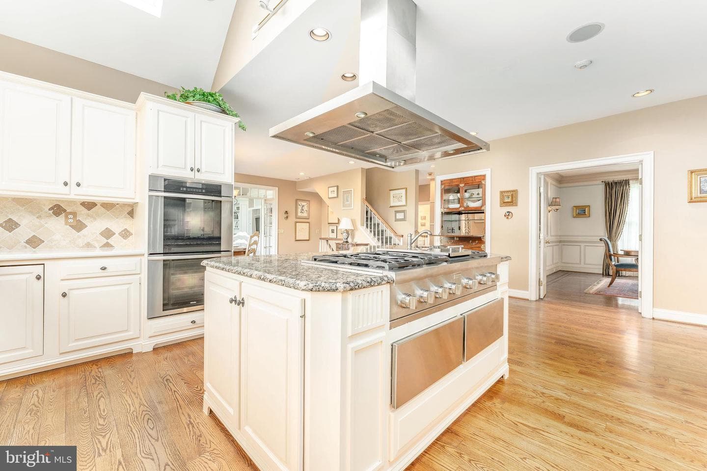 895 Bainbridge Drive photo 27