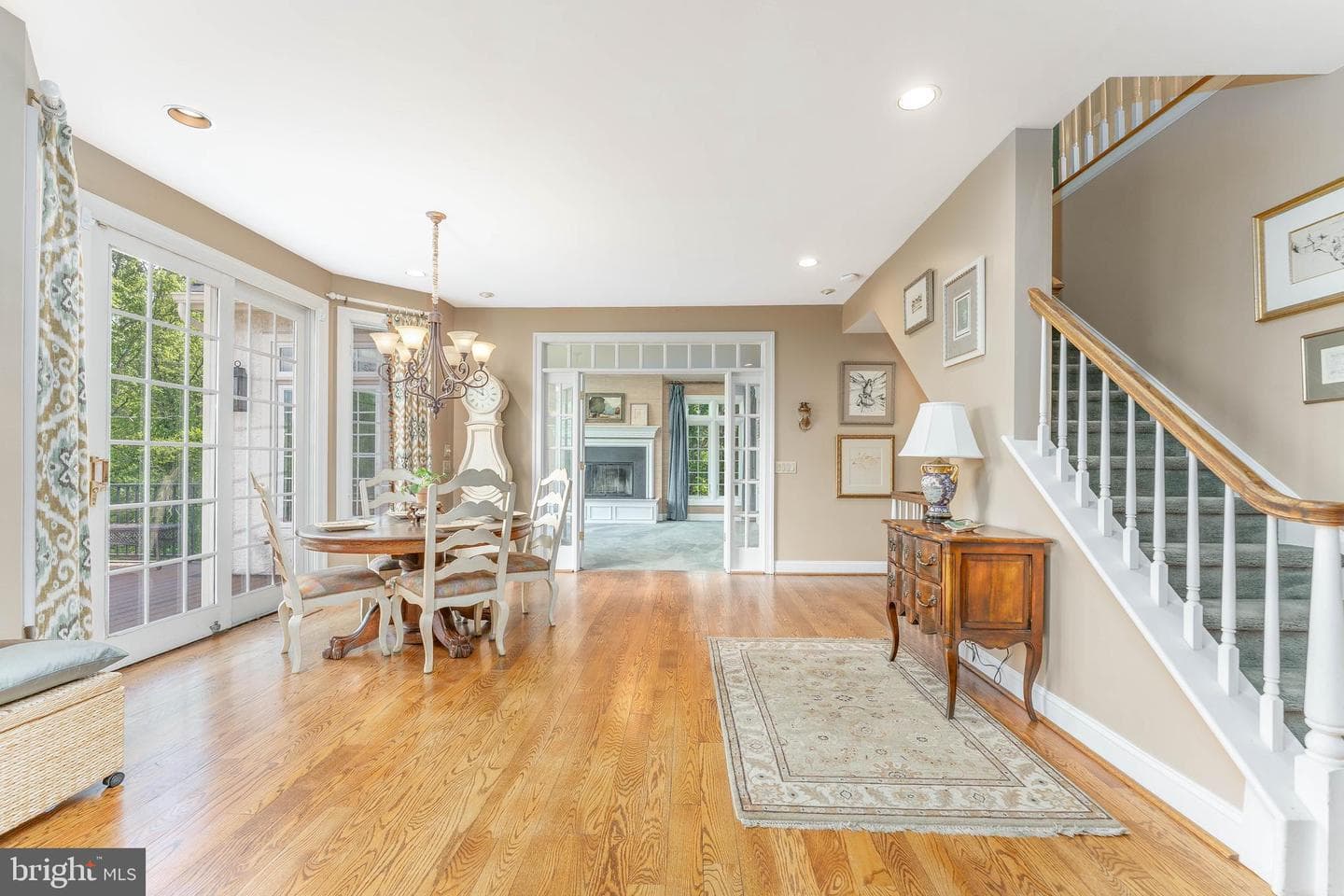 895 Bainbridge Drive photo 30