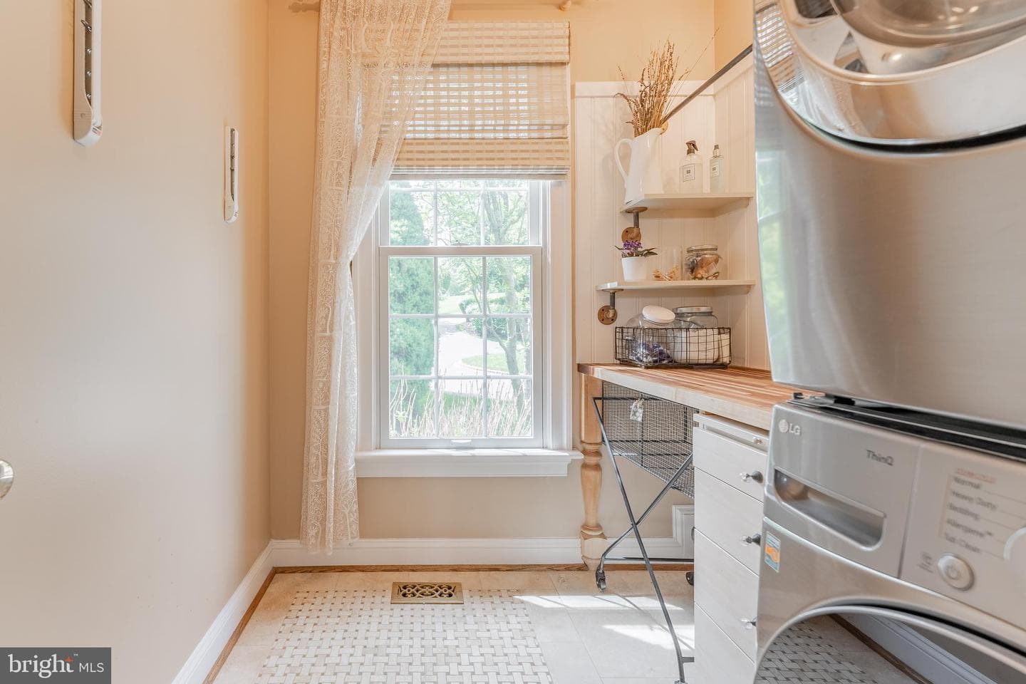 895 Bainbridge Drive photo 37