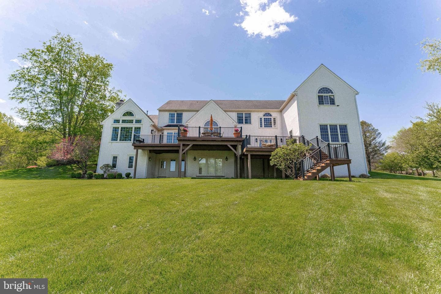895 Bainbridge Drive photo 8