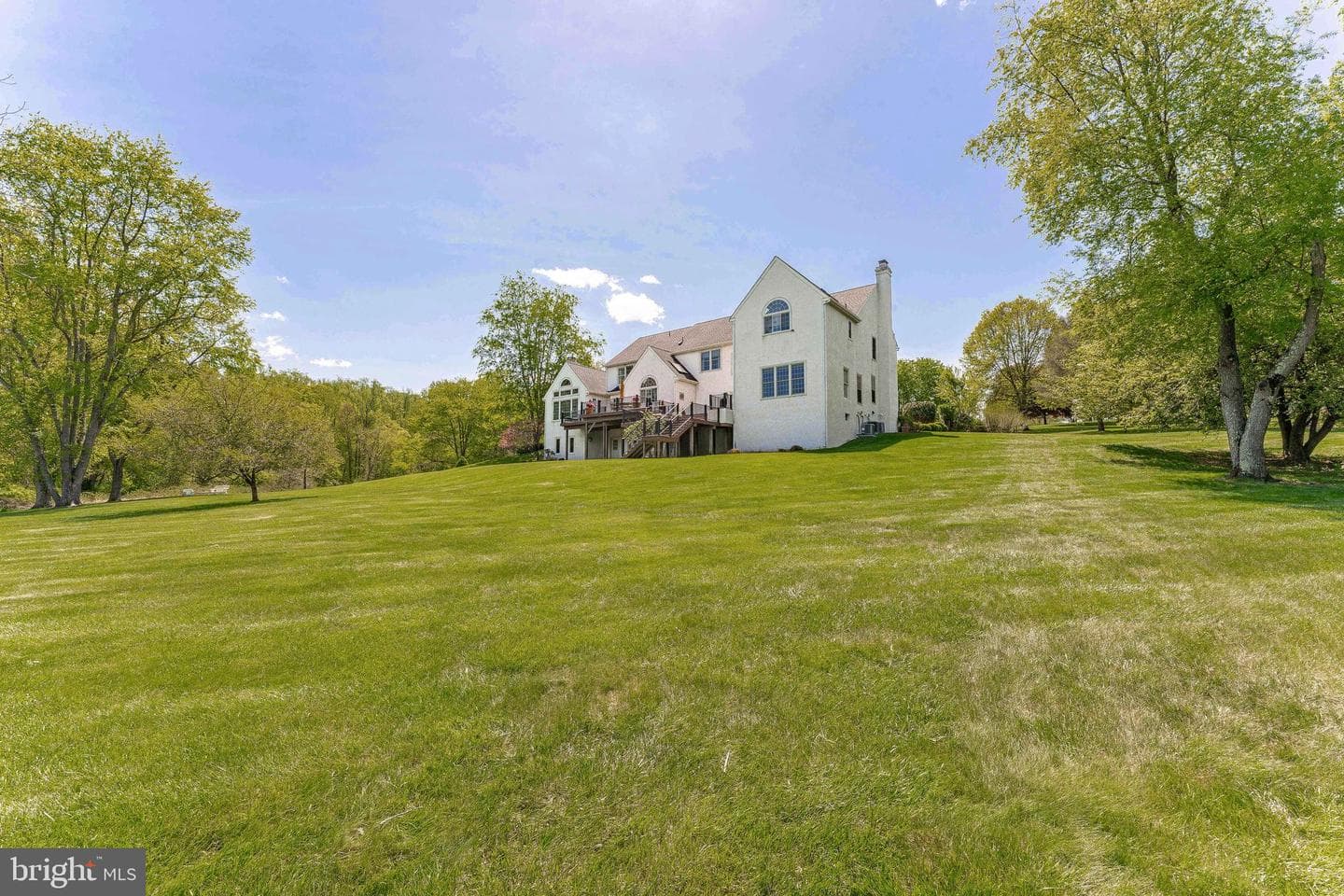 895 Bainbridge Drive photo 9