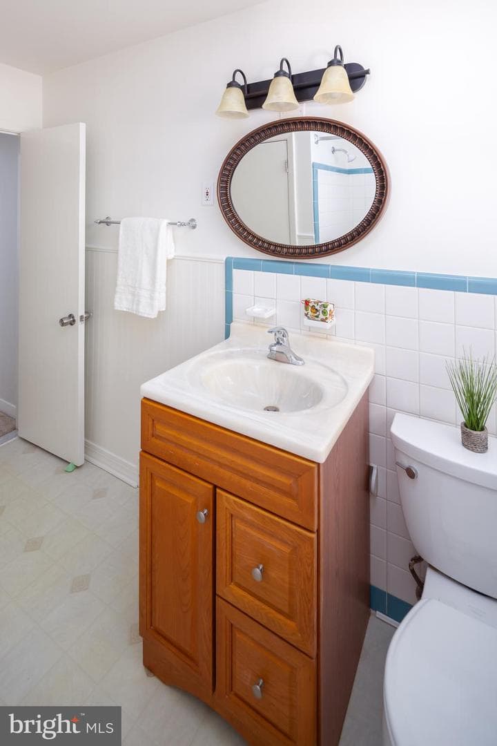 6 Vernon Lane photo 23