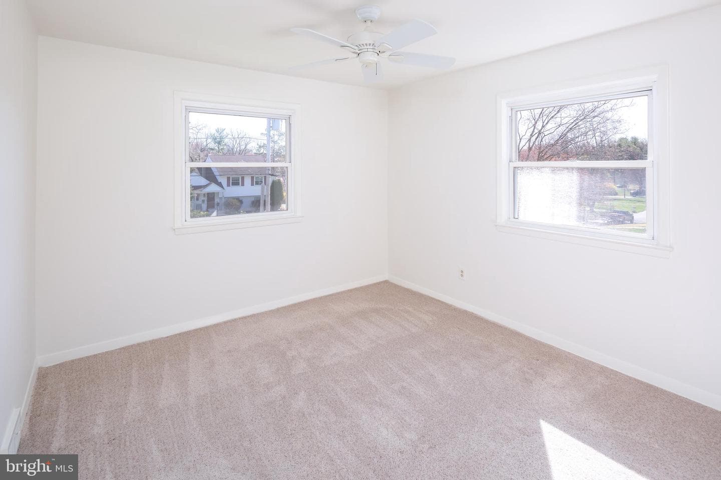 6 Vernon Lane photo 30