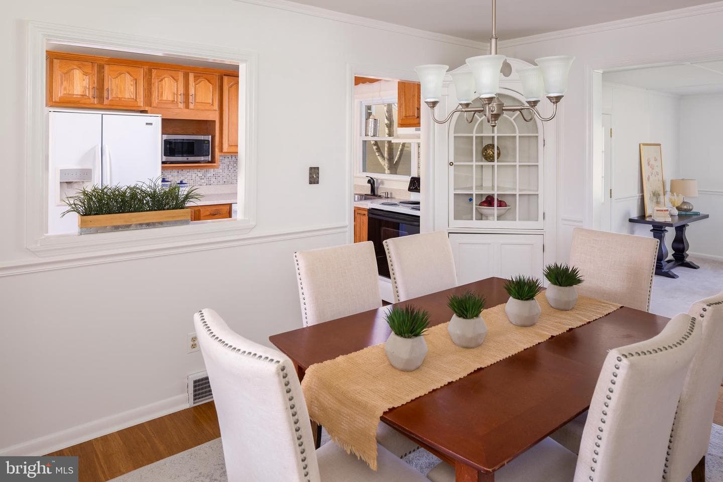6 Vernon Lane photo 9