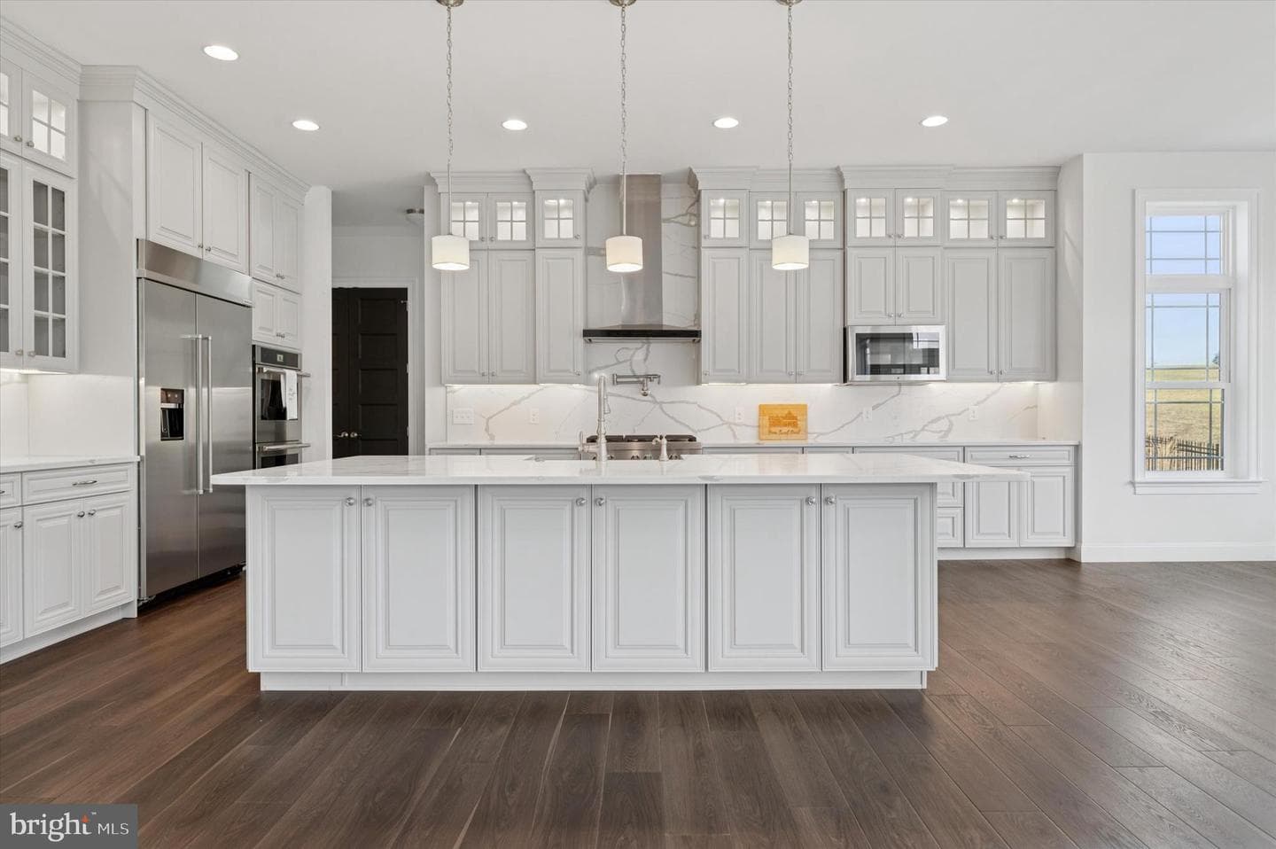 136 Janine Way photo 14