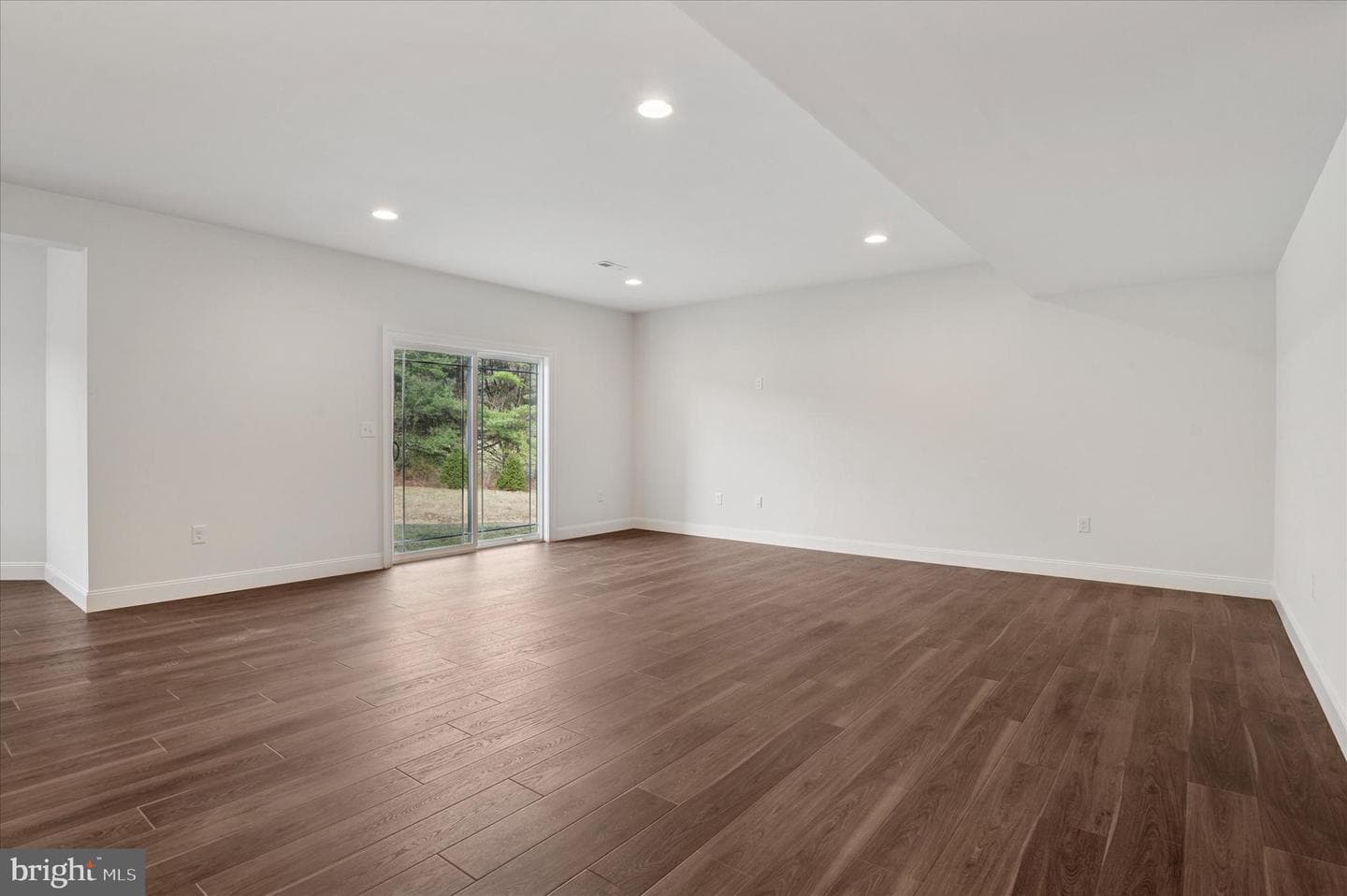 136 Janine Way photo 22