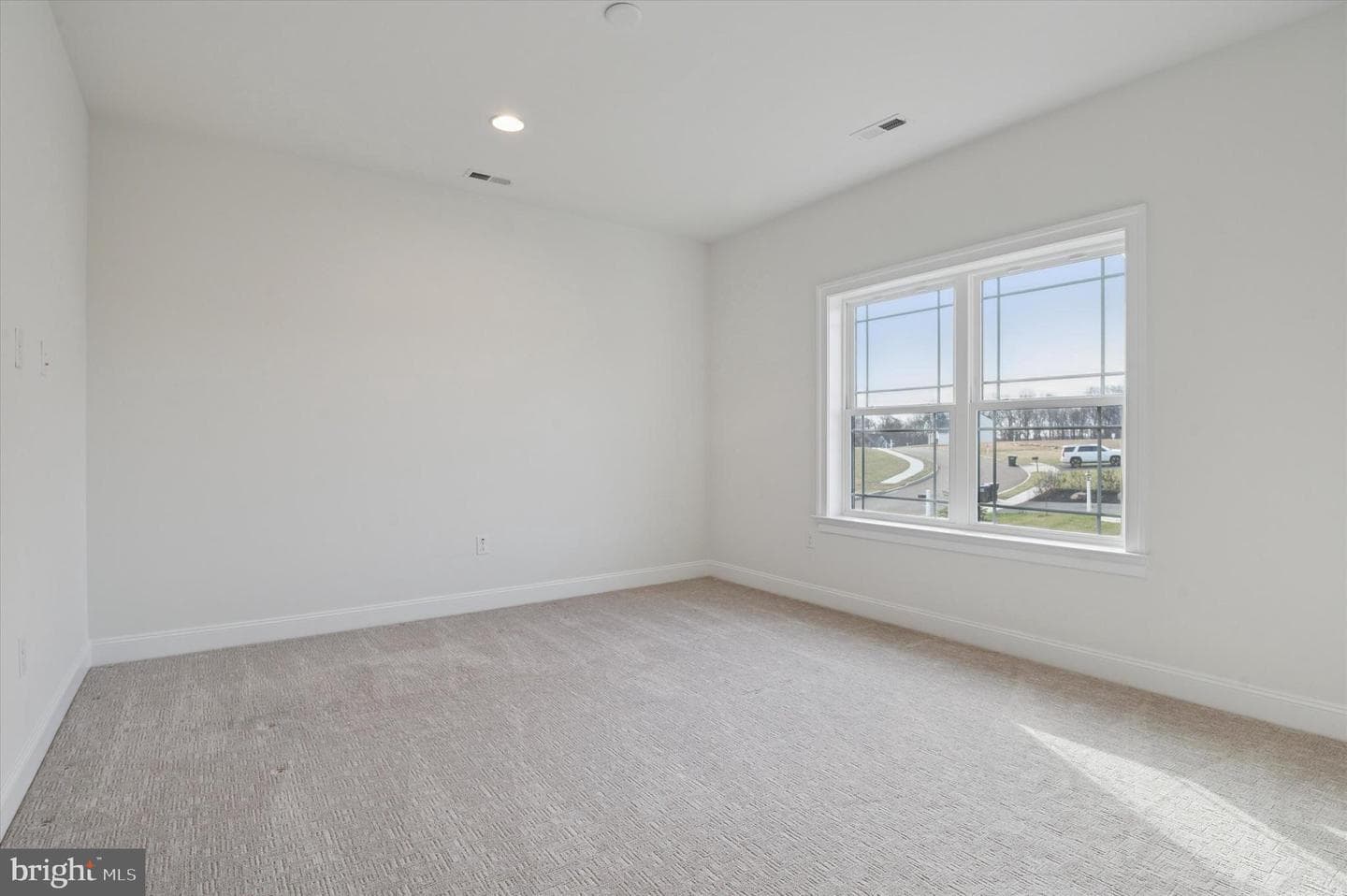 136 Janine Way photo 28