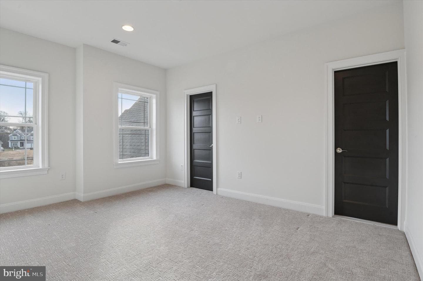 136 Janine Way photo 30