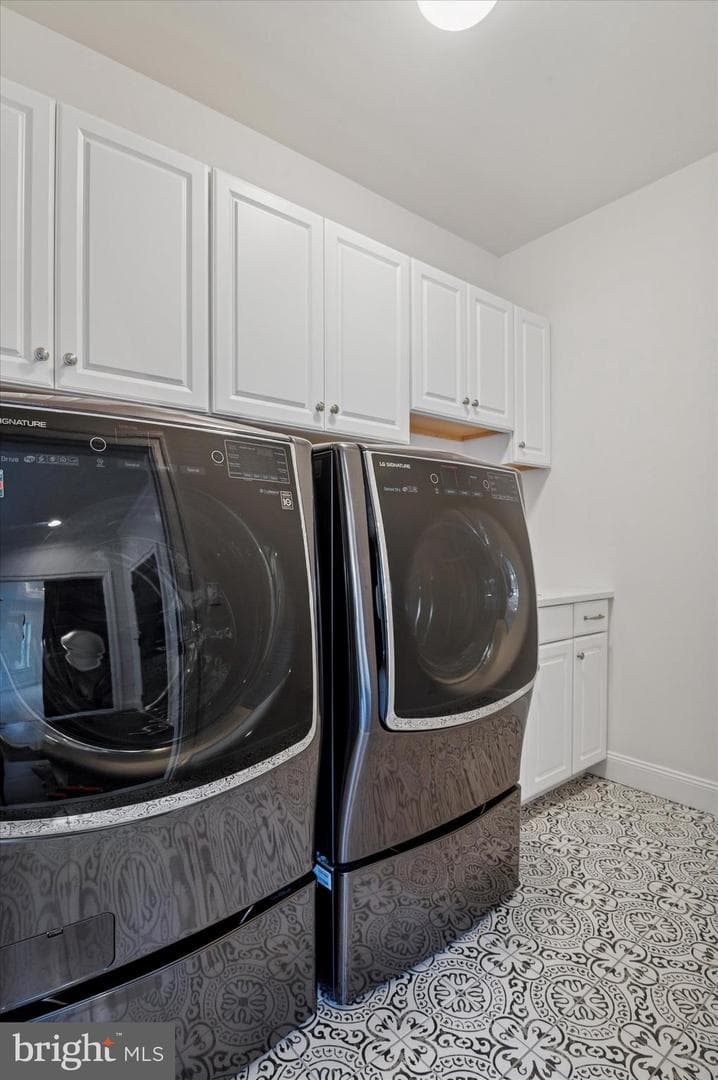 136 Janine Way photo 41