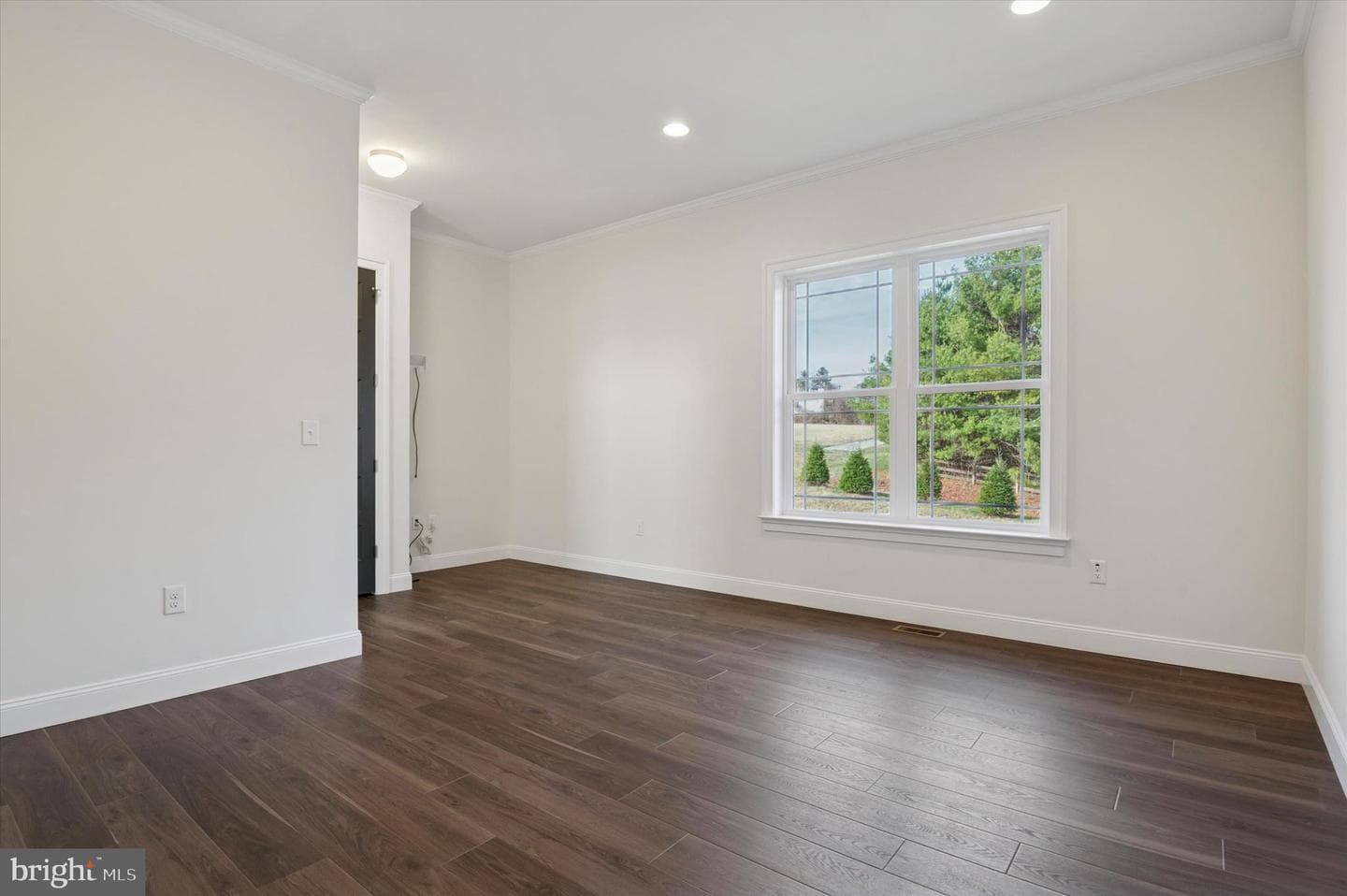 136 Janine Way photo 42