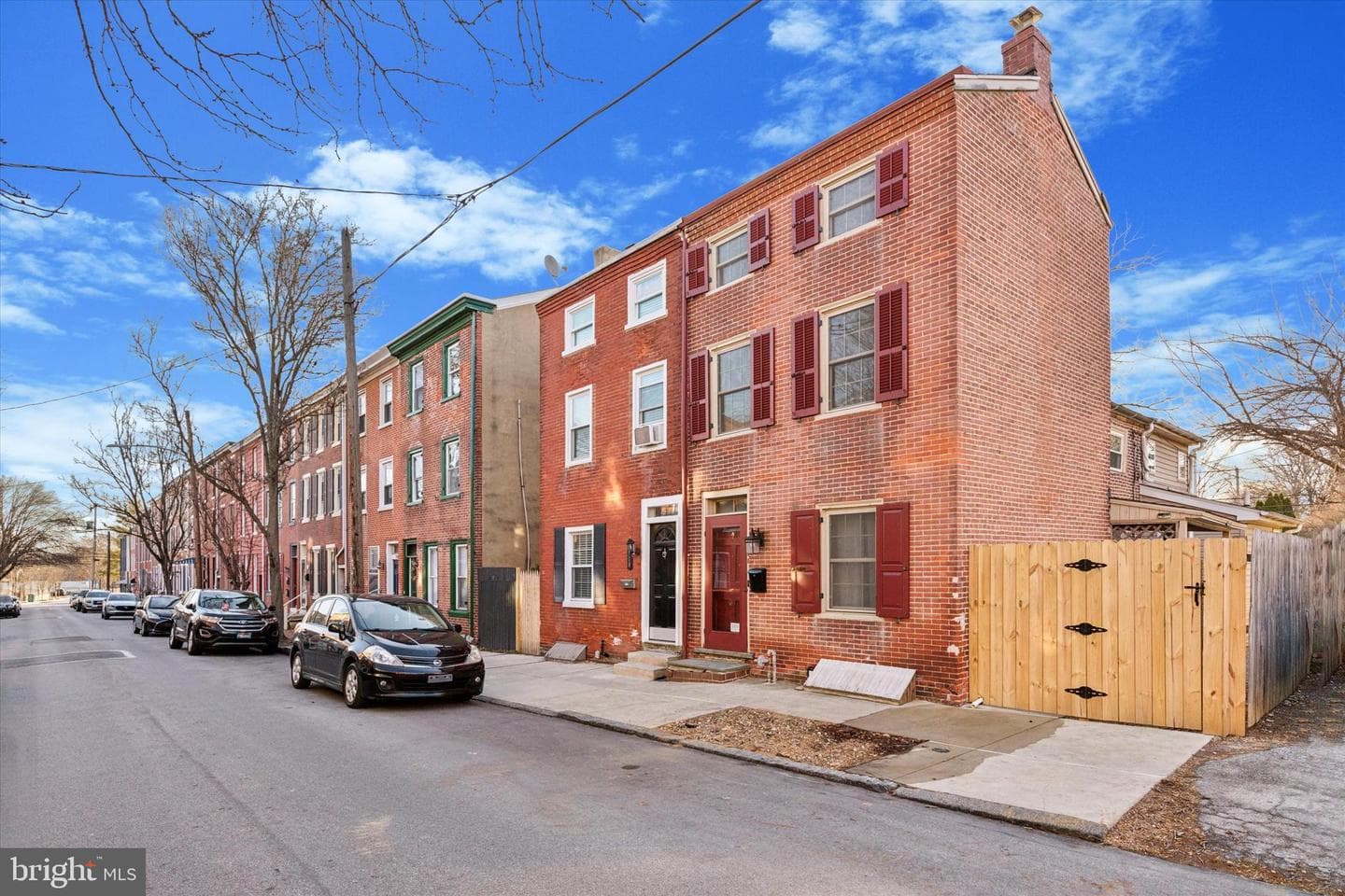108 E Miner Street photo 1