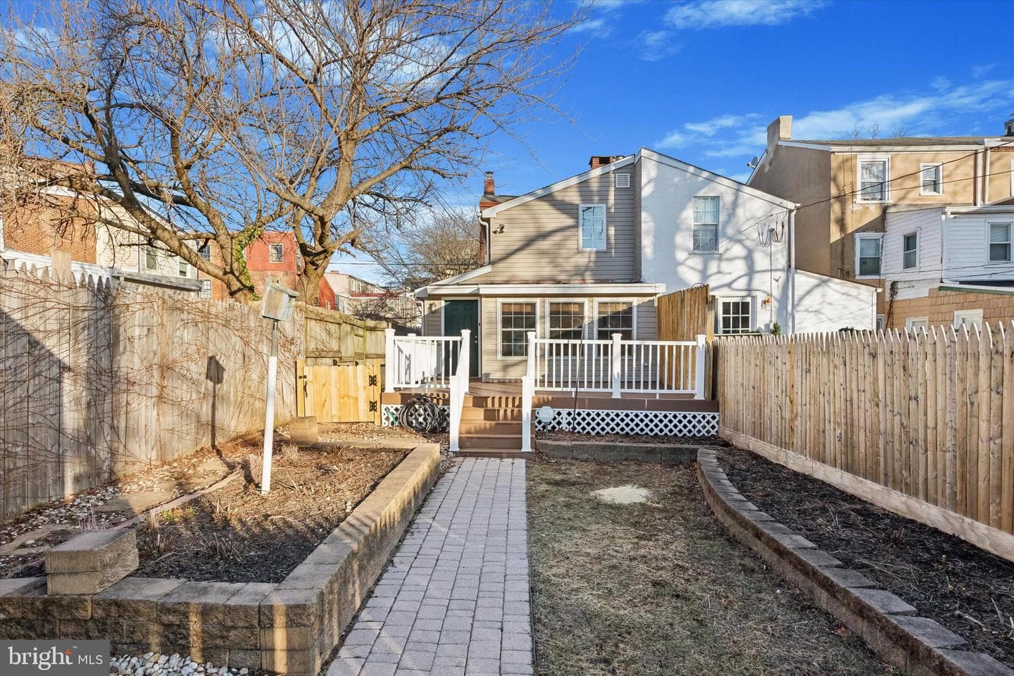 108 E Miner Street photo 24