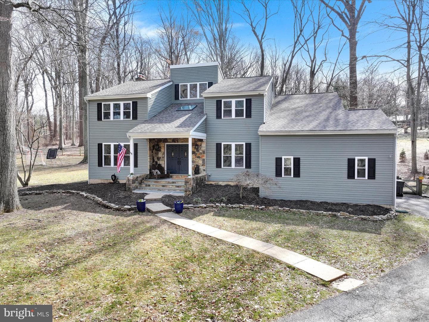 28 Conestoga Court photo 1