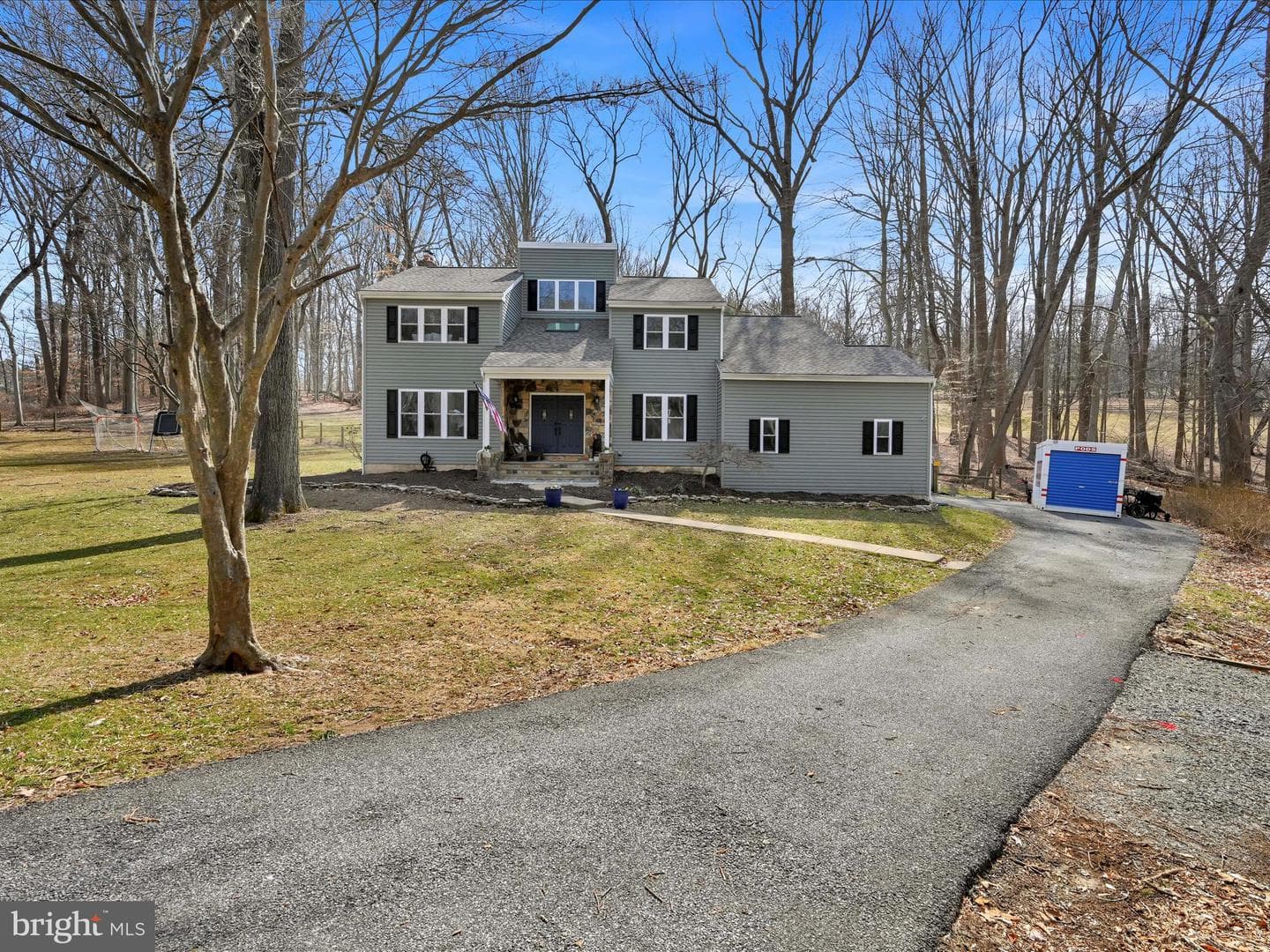 28 Conestoga Court photo 2