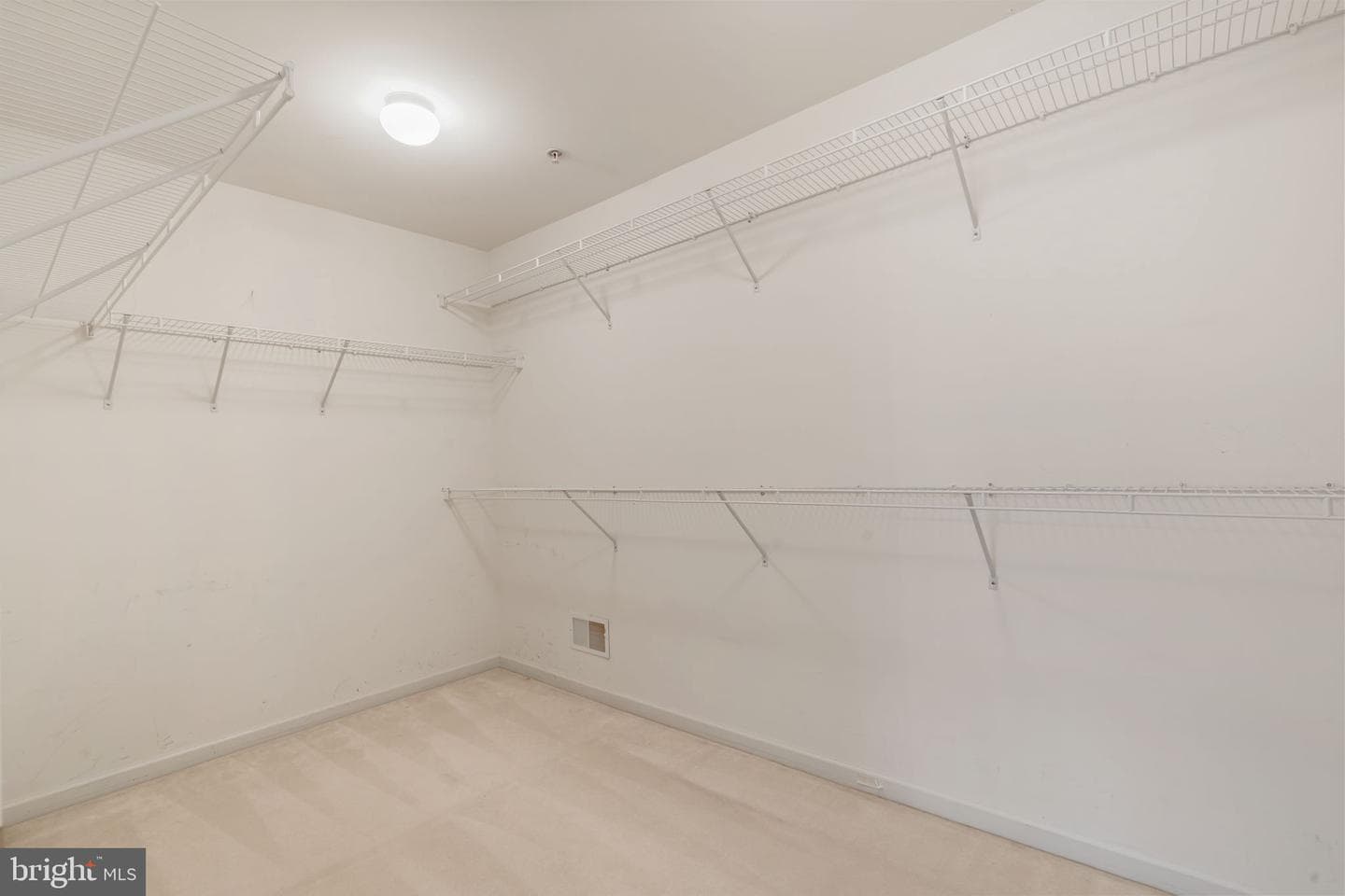 124 Pendula Court photo 14