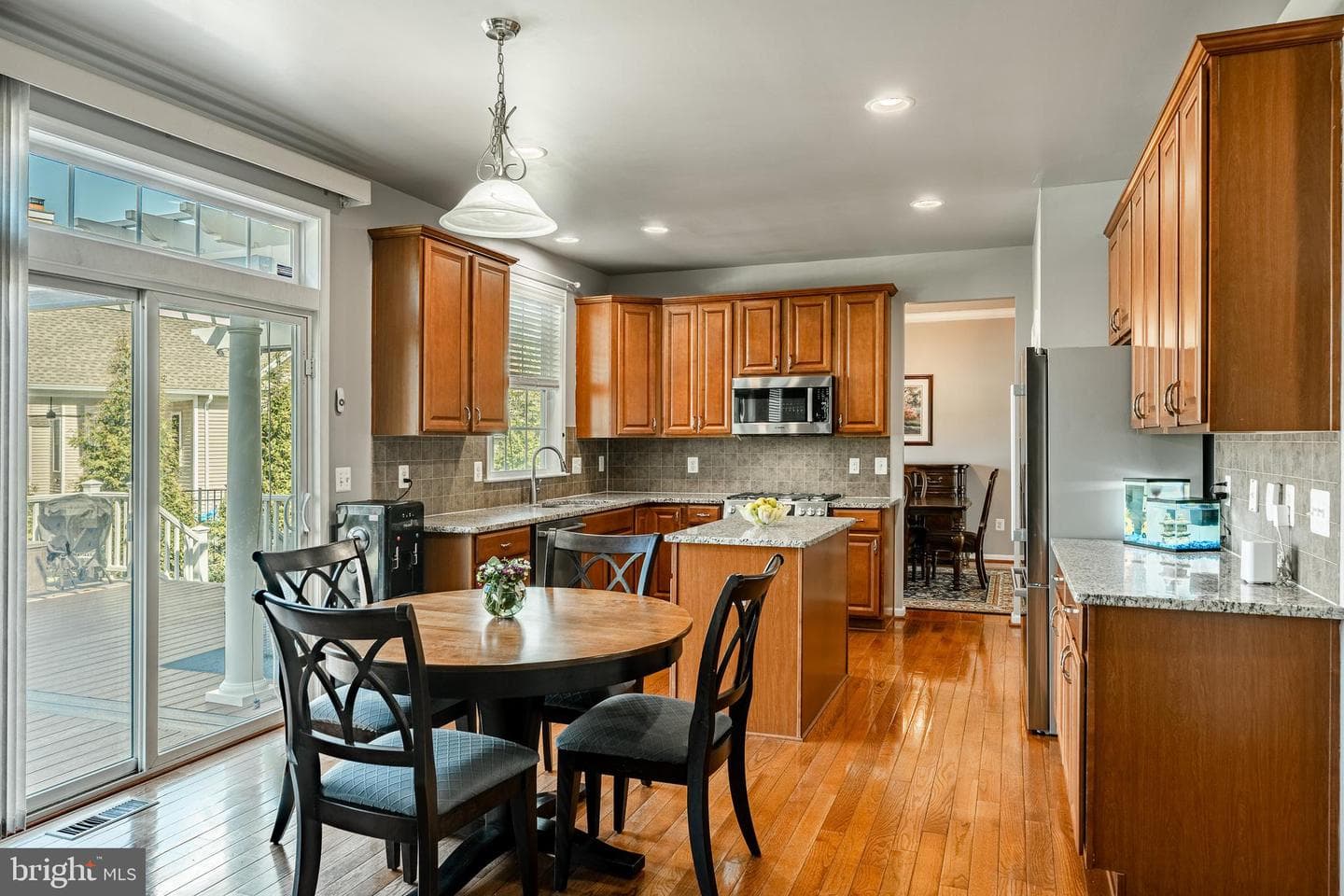 407 Thistle Drive photo 6