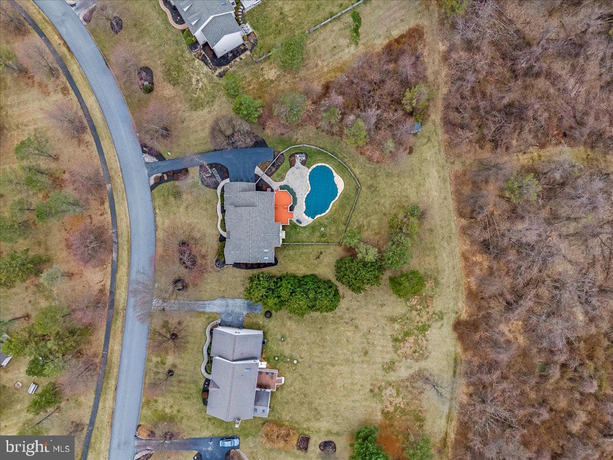 103 N Iroquois Lane photo 39