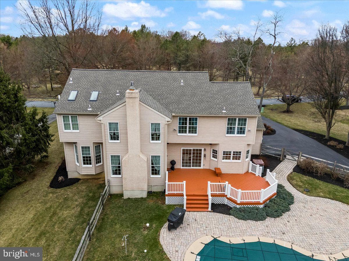 103 N Iroquois Lane photo 43