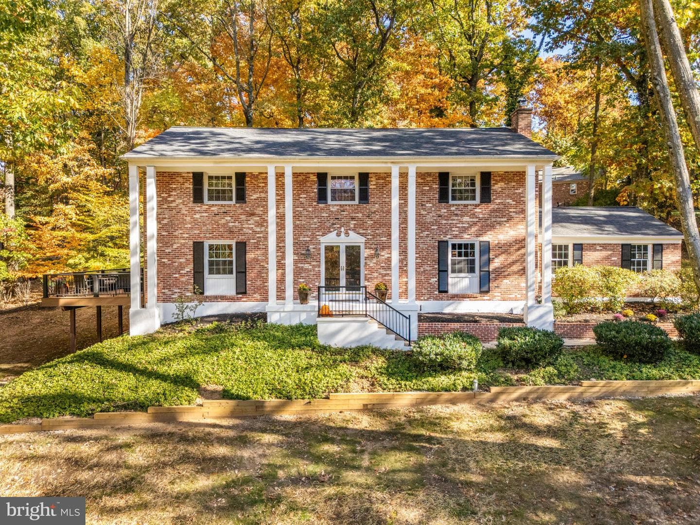 1580 Maple Avenue photo 1