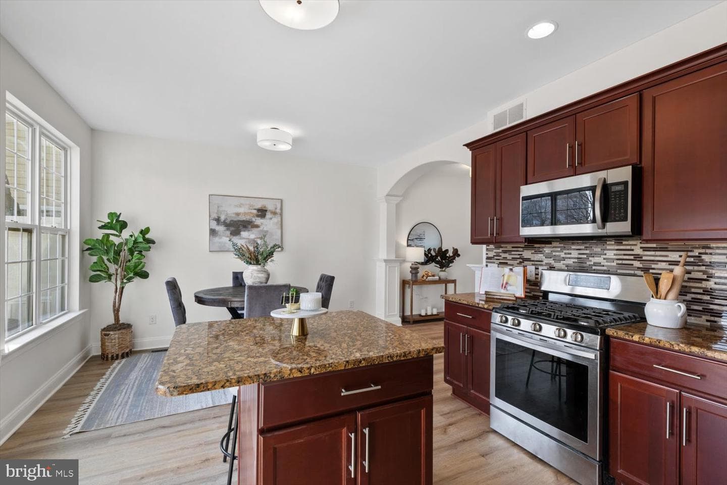 241 Kennedy Drive photo 20