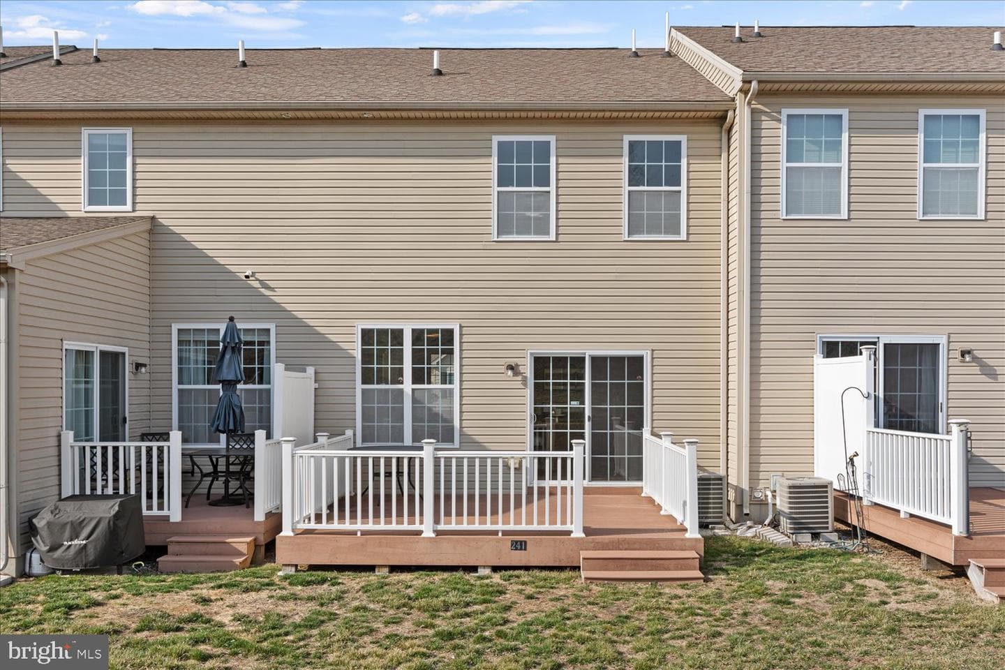 241 Kennedy Drive photo 37