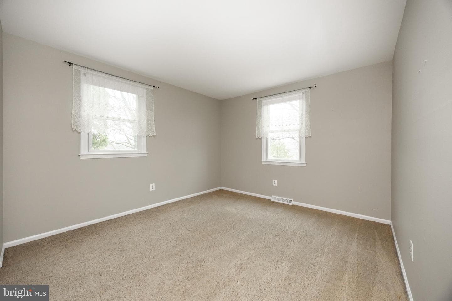 103 Stephen Drive photo 22