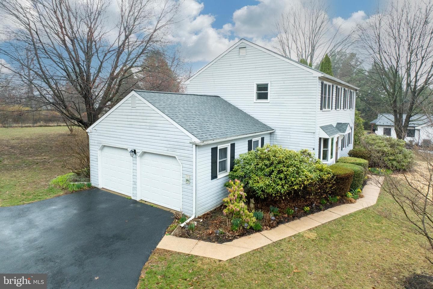 103 Stephen Drive photo 44