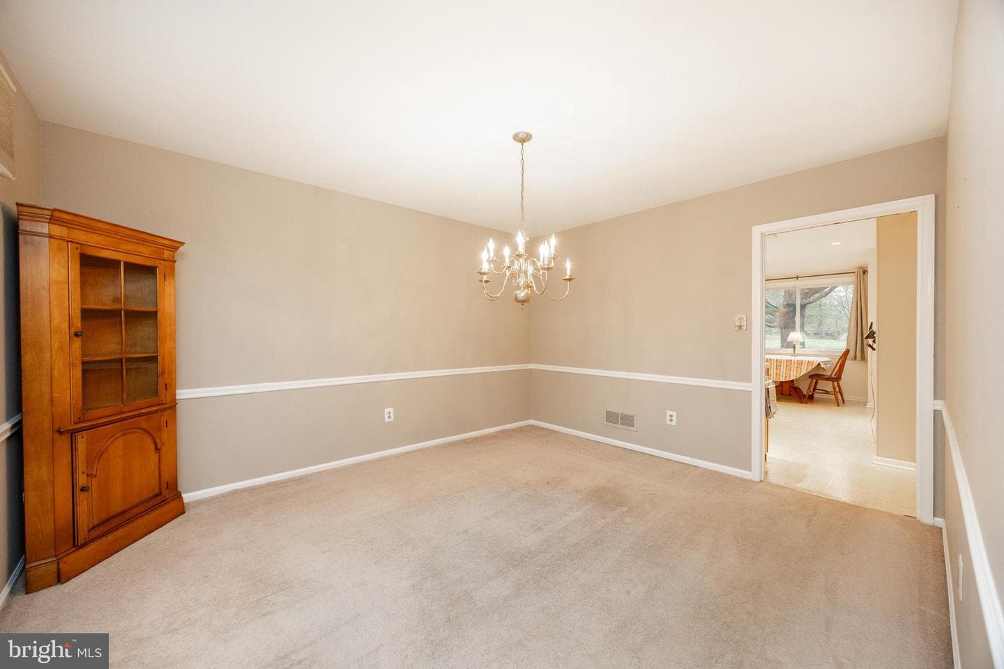 103 Stephen Drive photo 6