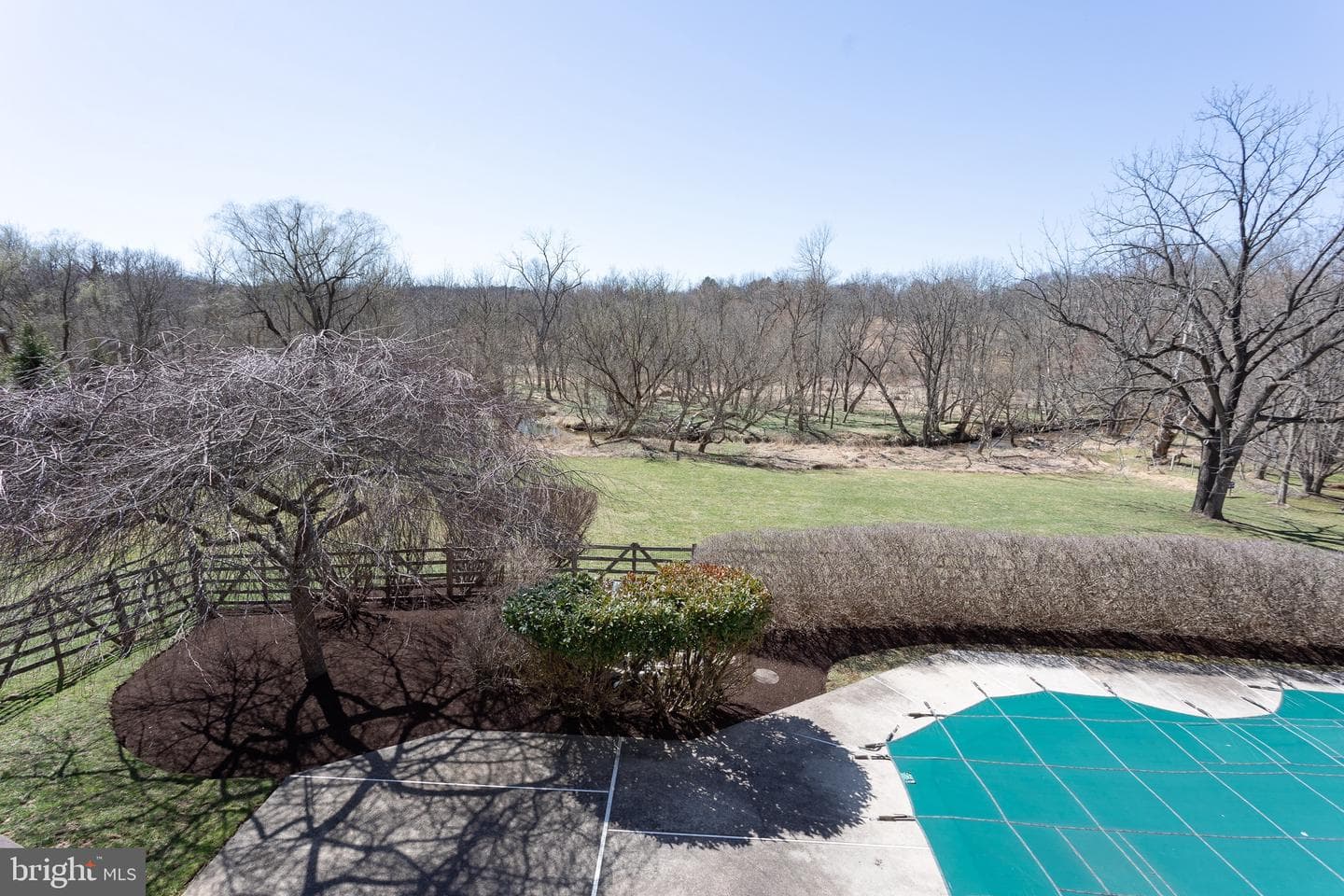 1548 Overlook Place photo 22