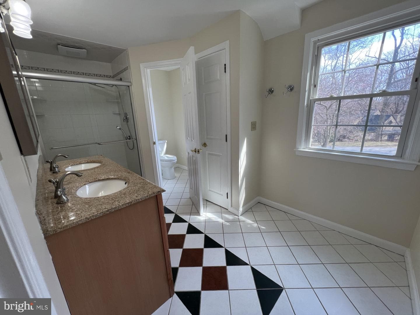 1545 Tanglewood Drive photo 30