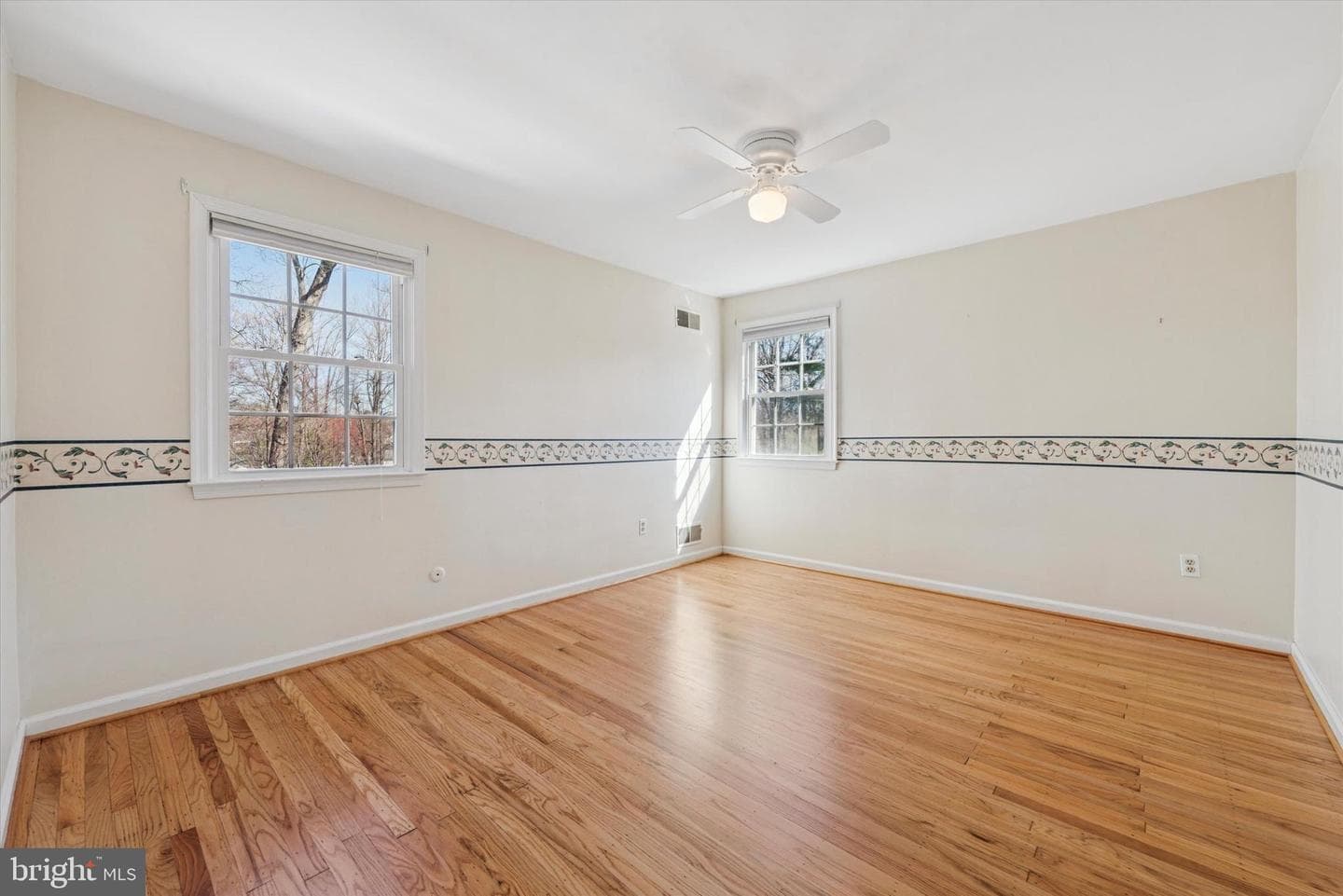 1545 Tanglewood Drive photo 31