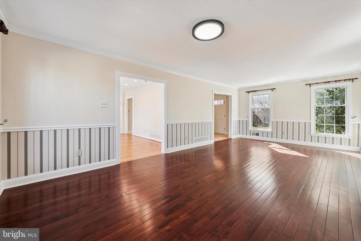 1545 Tanglewood Drive photo 8