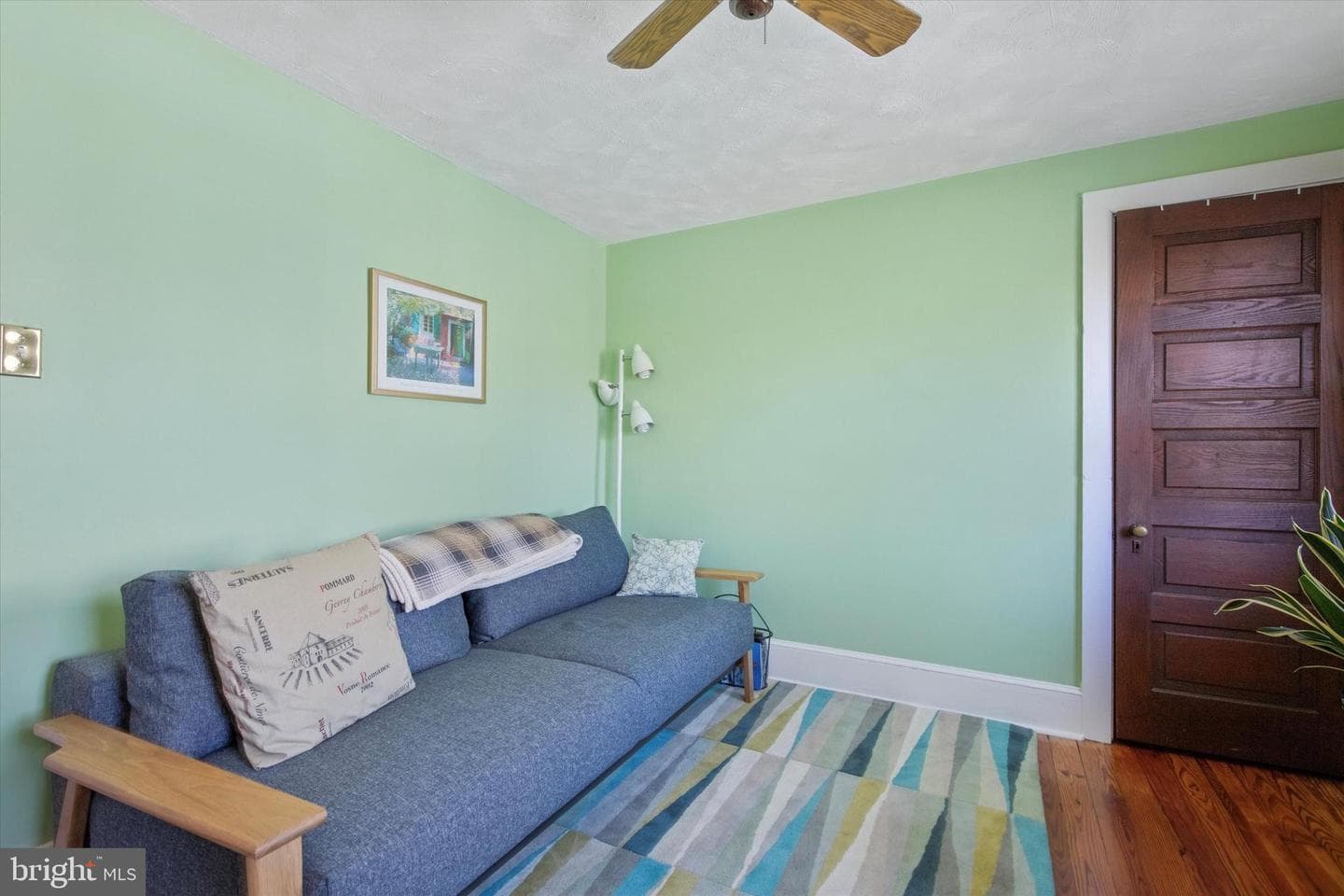 103 W Circular Avenue photo 18