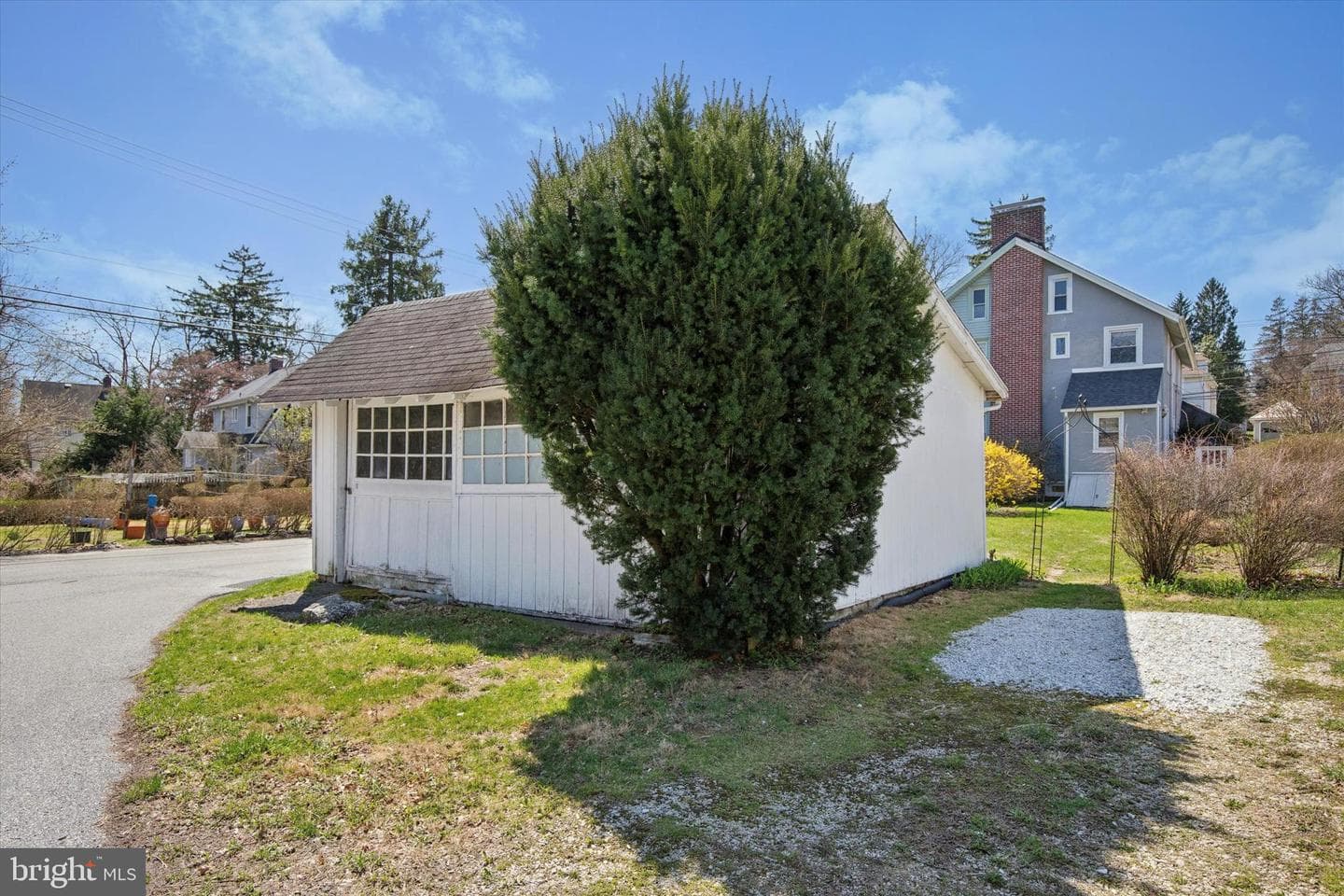 103 W Circular Avenue photo 25